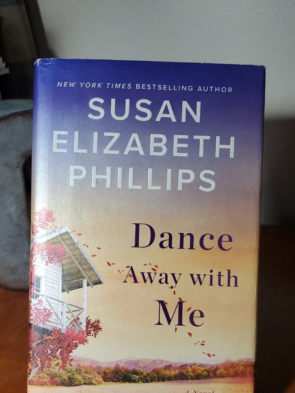 Susan Elizabeth Phillips "Dance Away with Me" Hardcover - Purple & Peach Cover